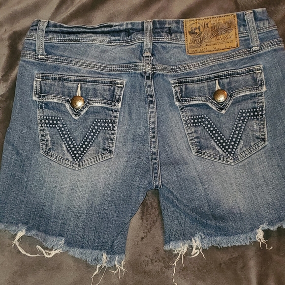 Jean Shorts - Picture 2 of 3